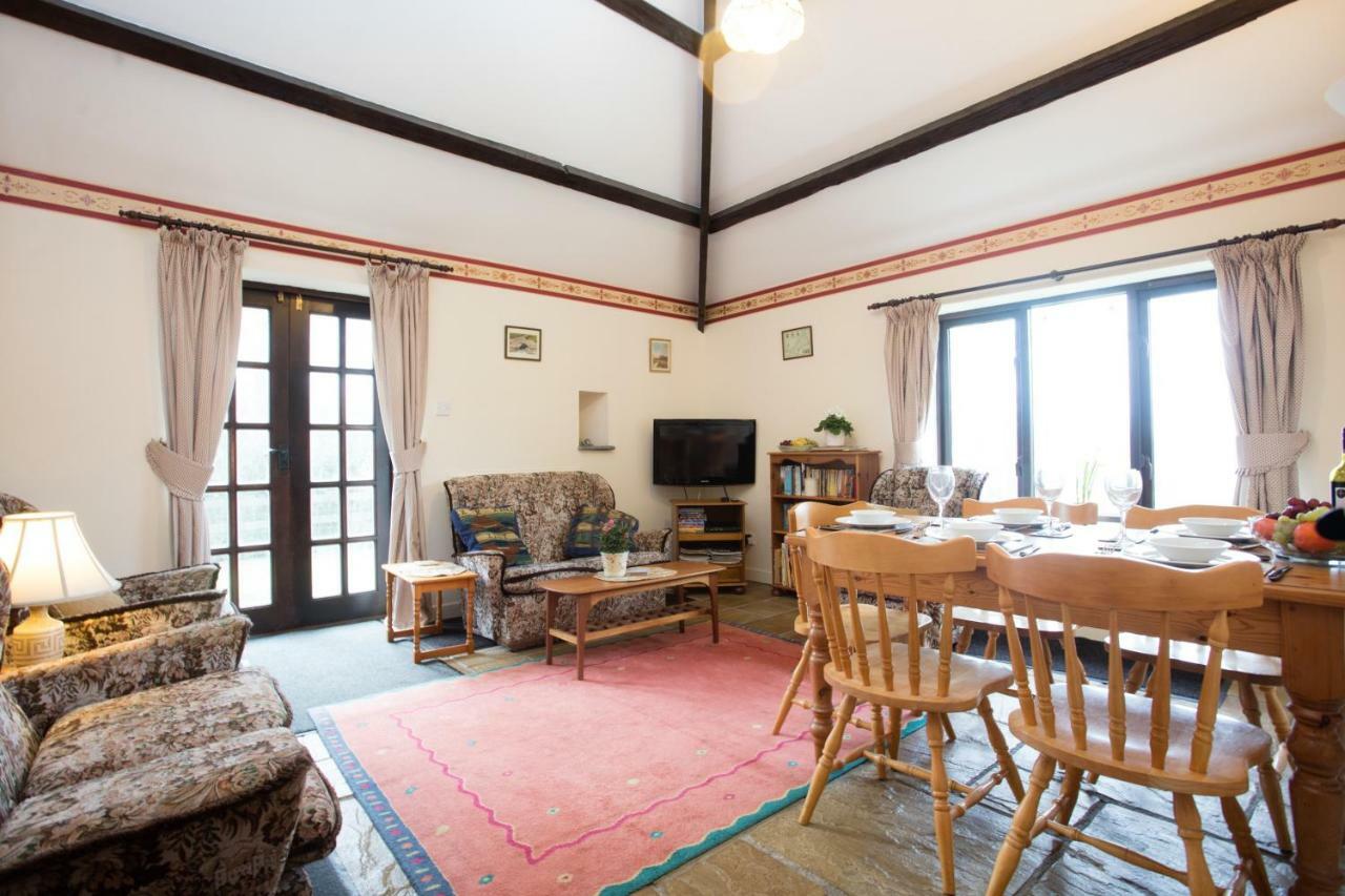 Sharlands Farm Holiday Cottages Б'юд Екстер'єр фото